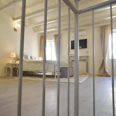 דירה Charming Attic *
