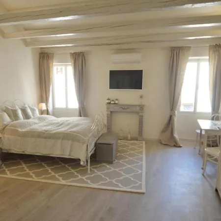 Charming Attic Apartment Rovinj